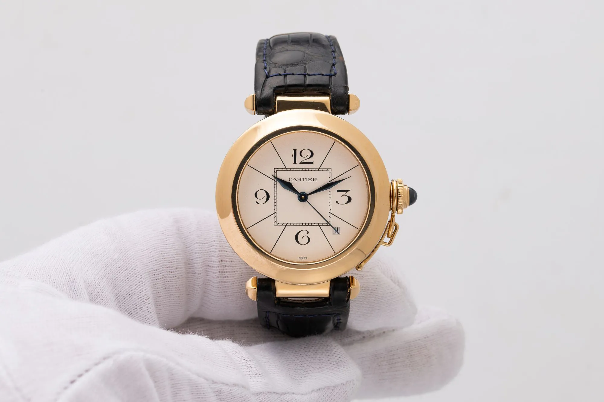 Cartier Pasha 820901 38mm Yellow gold Cream 1