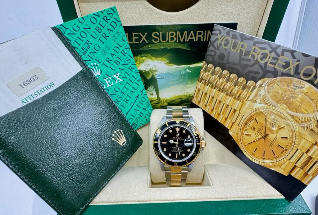 Rolex Submariner 16803 40mm Yellow gold and Stainless steel Black 7