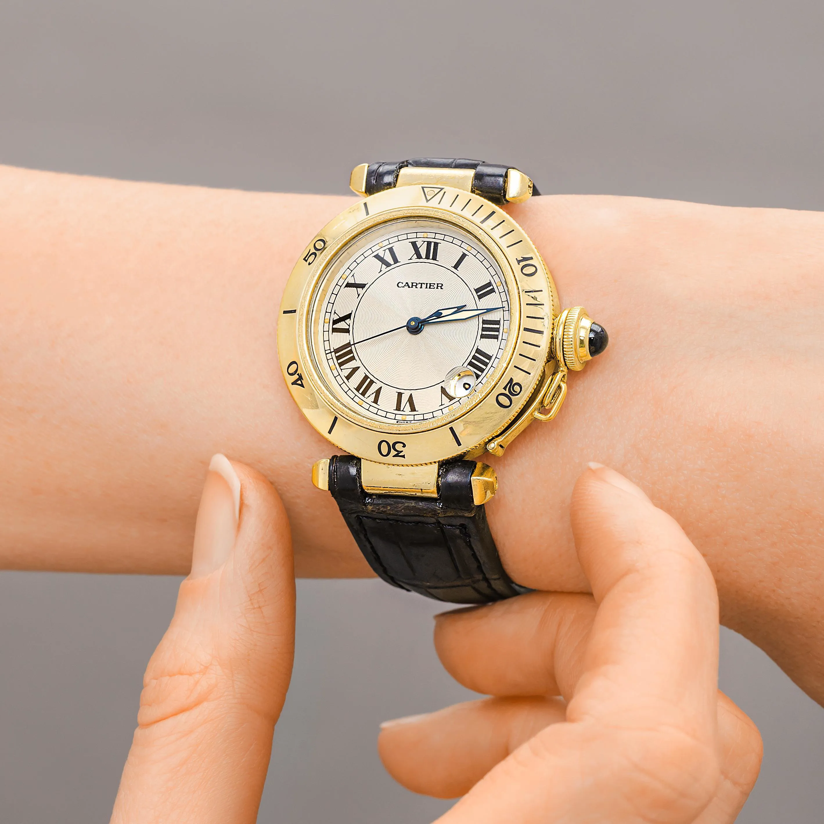 Cartier Pasha 1035 35mm Yellow gold Silver 1
