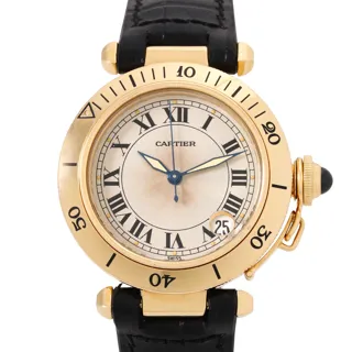 Cartier Pasha C 1035 Yellow gold Cream