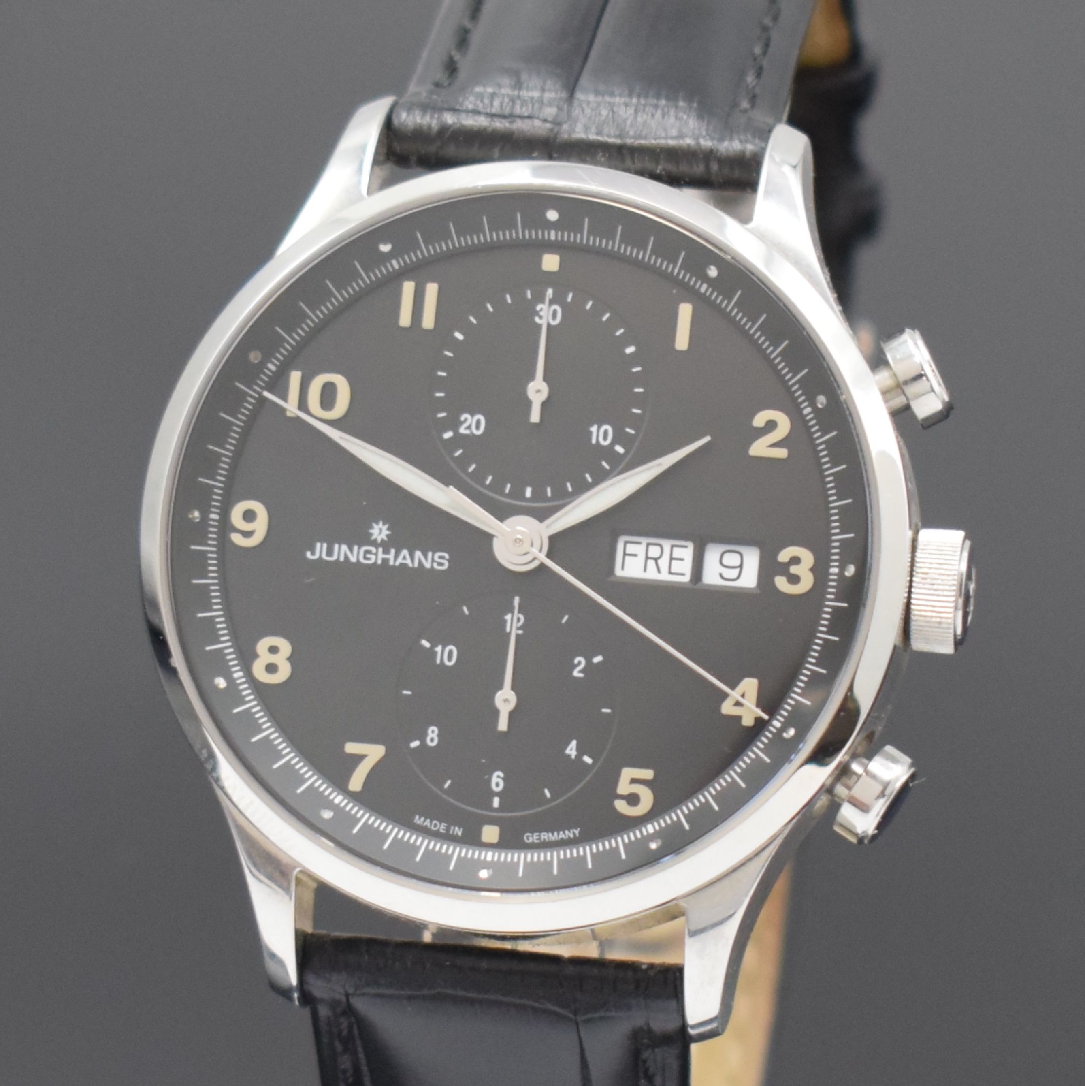 junghans11160892.jpg