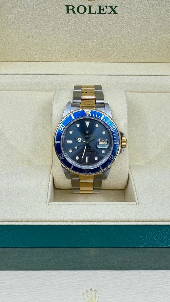 Rolex Submariner 16803 Yellow gold and Stainless steel Blue