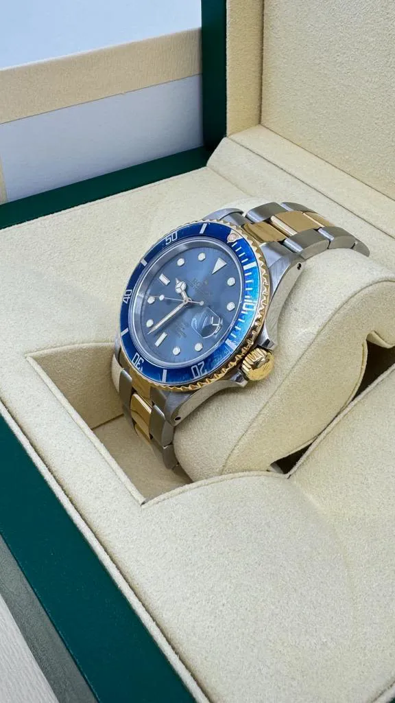 Rolex Submariner 16803 Yellow gold and Stainless steel Blue 1