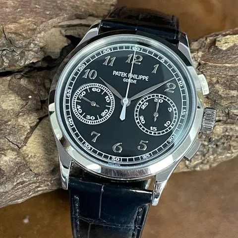 Patek Philippe Chronograph 5170G-010 39.5mm White gold Black