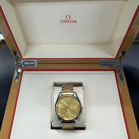 Omega Aqua Terra 231.20.42.21.08.001 41.5mm Yellow gold and Stainless steel Golden