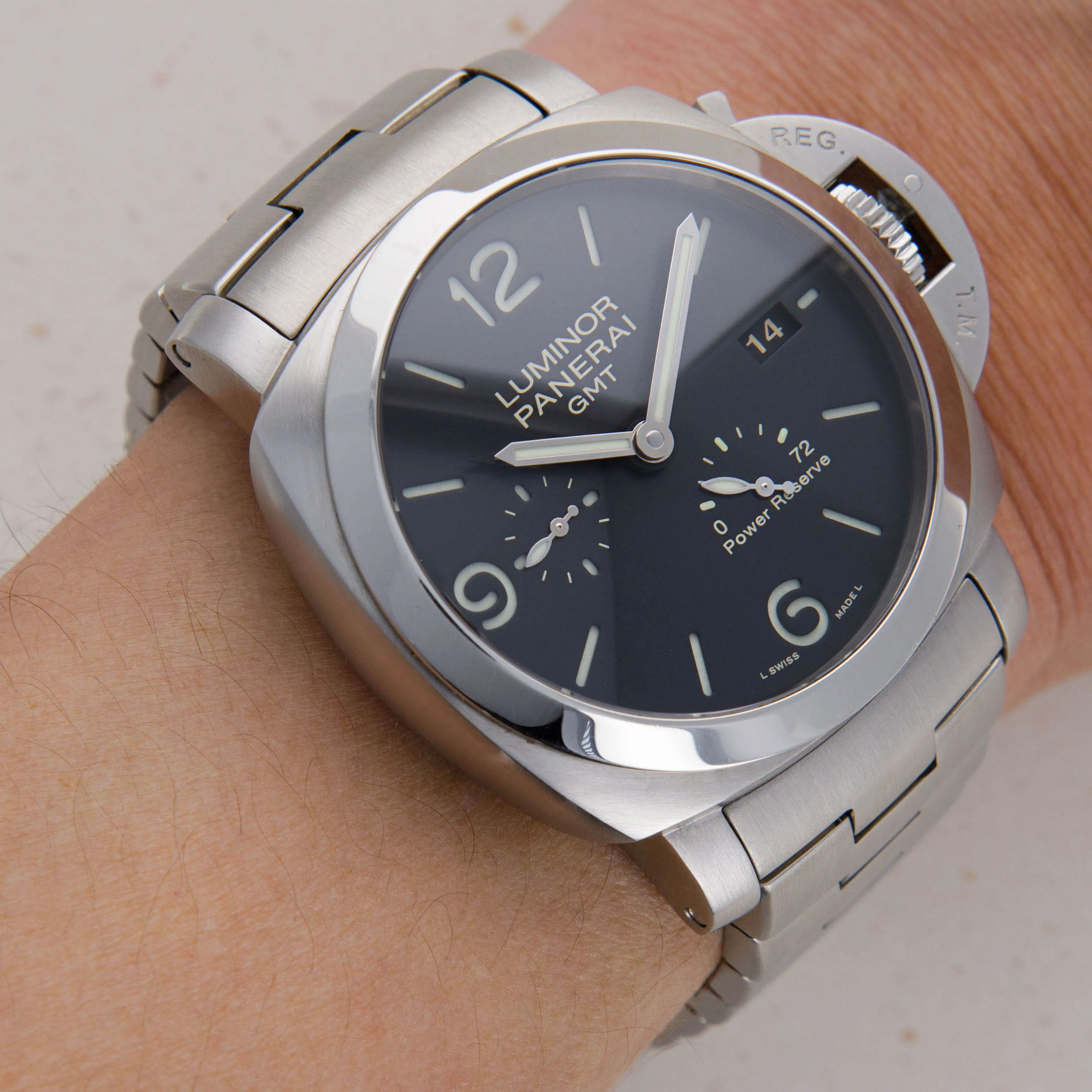 Panerai Luminor 1950 3 Days GMT Power  PAM 00347 44mm Stainless steel Black 17