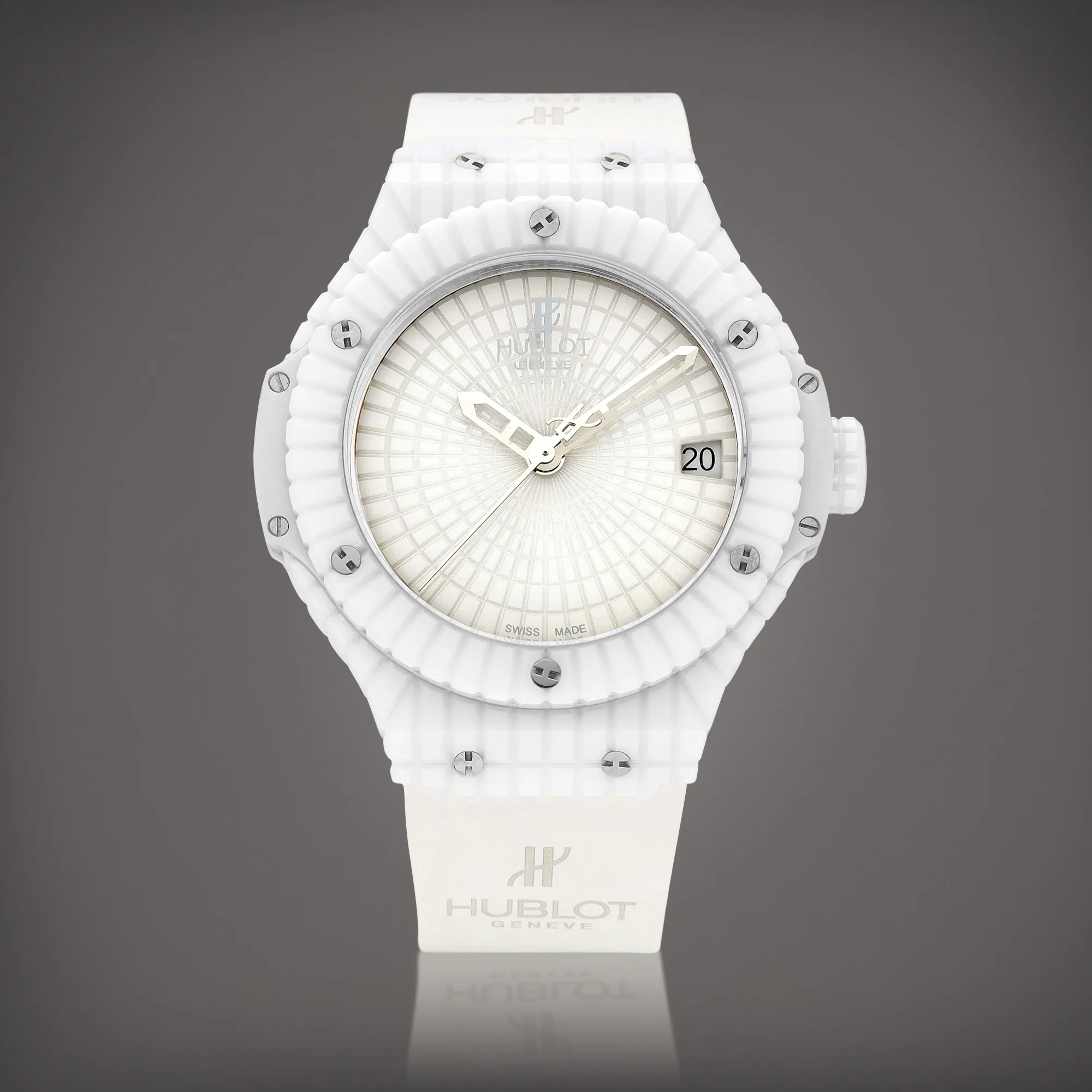 Hublot Big Bang Caviar 346.HX.2800.RW 41mm Ceramic and Titanium White