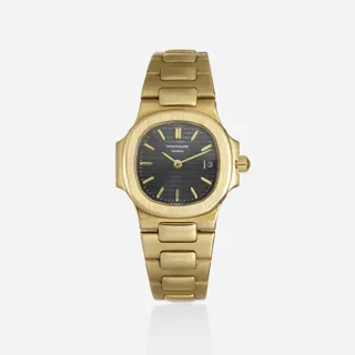 Patek Philippe Nautilus 4700/1 Yellow gold Blue