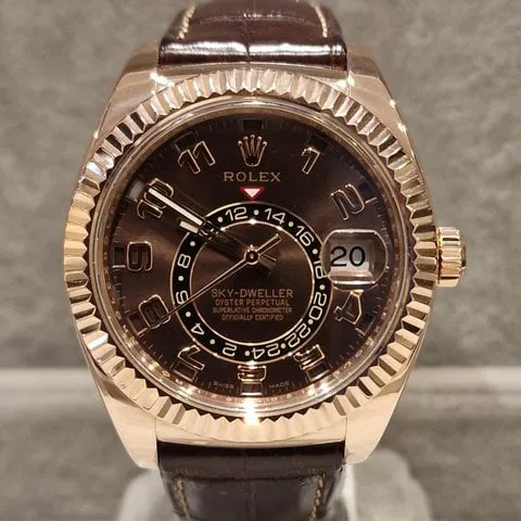 Rolex Sky-Dweller 326135 42mm Rose gold Brown