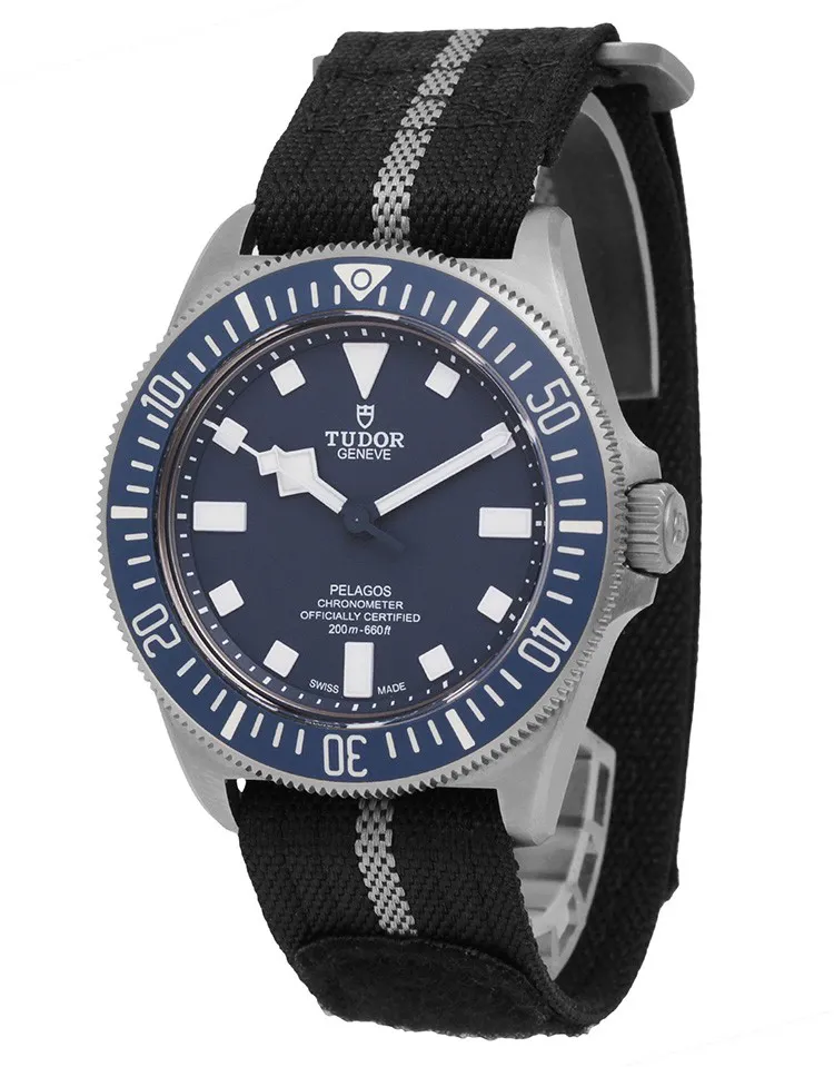 Tudor Pelagos 25707B 42mm Titanium Blue 3