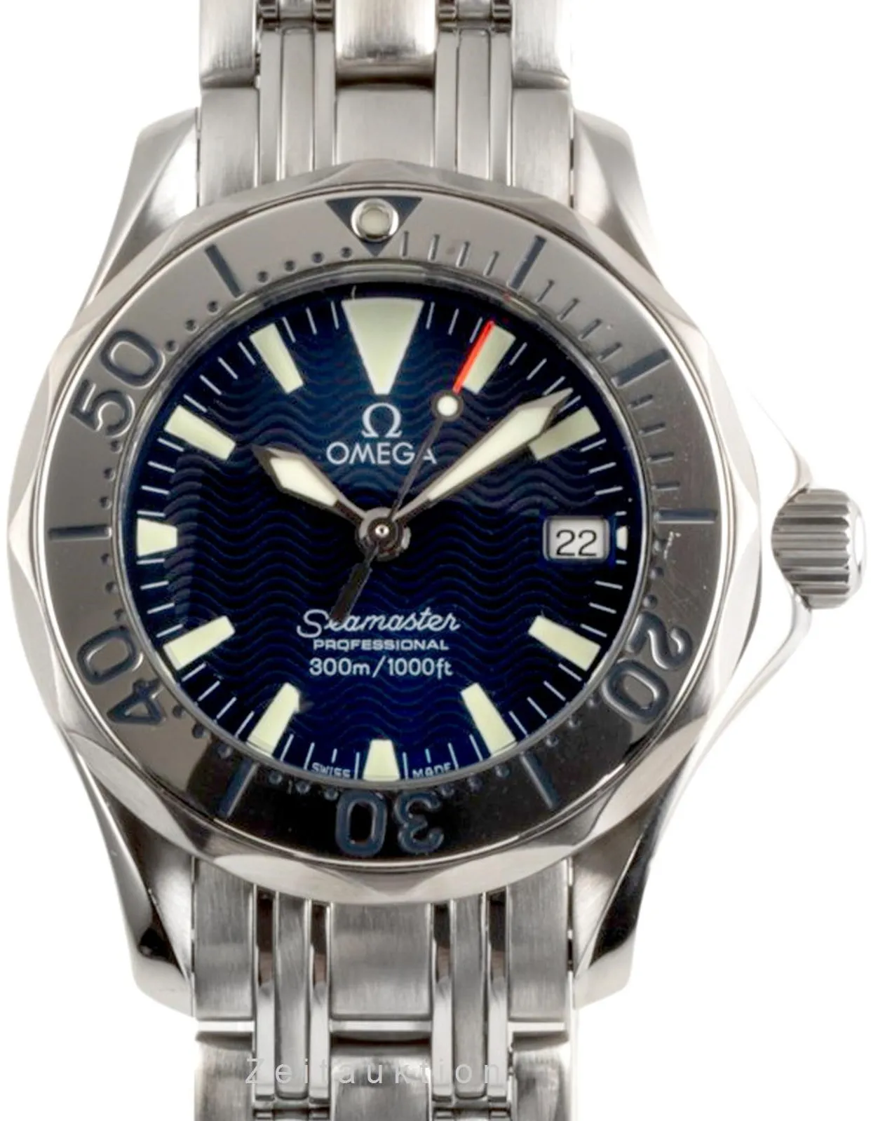 Omega Seamaster Diver 300M 2584.80.00 28mm Steel Dark Blue 8