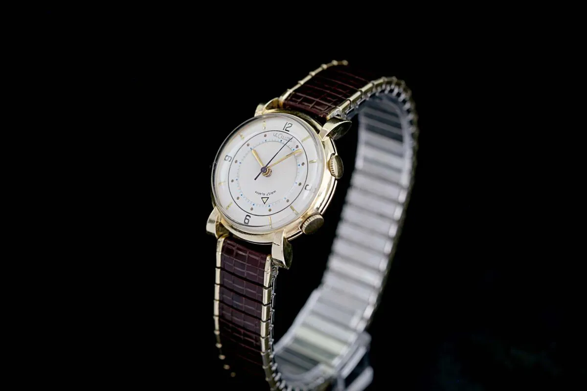 Jaeger-LeCoultre Memovox 185mm Yellow gold 4