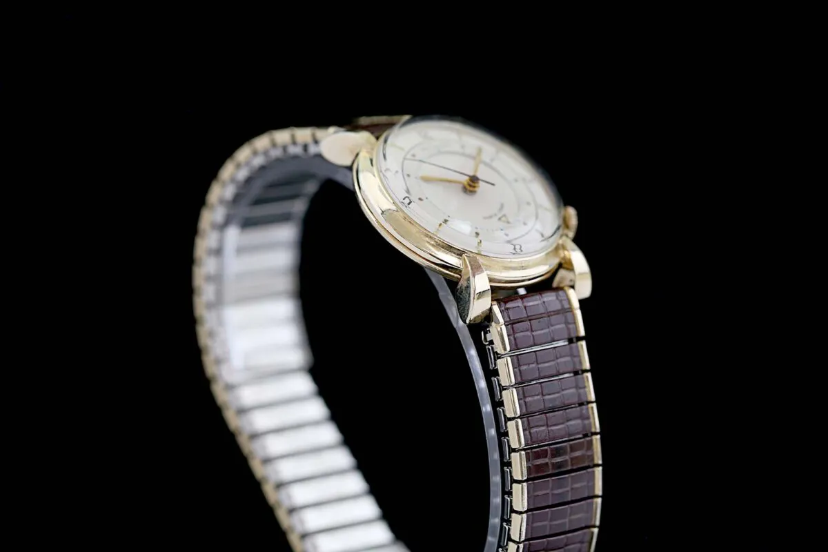 Jaeger-LeCoultre Memovox 185mm Yellow gold 5