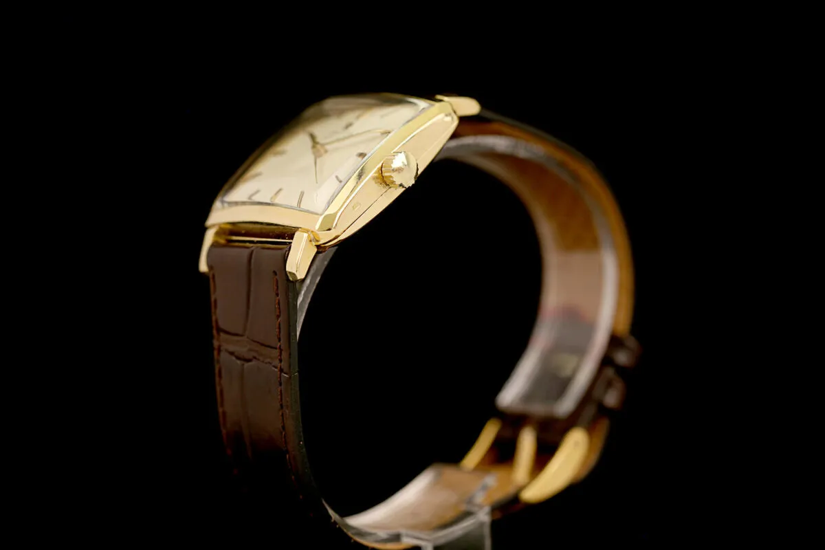 Omega 31mm Yellow gold Weiß 8