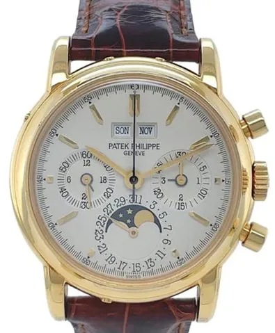 Patek Philippe Perpetual Calendar Chronograph 3970E 36mm Yellow gold Silver