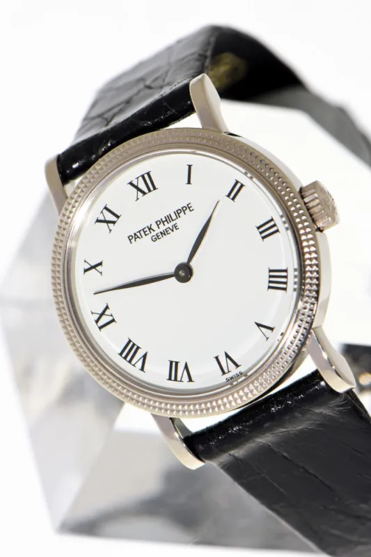 Patek Philippe Calatrava 4809 25mm White gold Porcelain 1