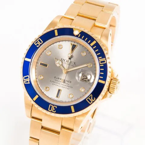 Rolex Submariner 16618 40mm Yellow gold Silver