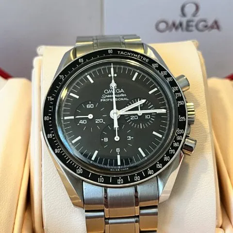 Omega Speedmaster Moon watch 3570.50.00 42mm Steel Black