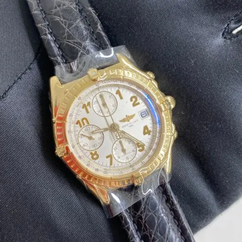 Breitling Chronomat K13050.1 40mm Yellow gold White