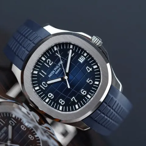 Patek Philippe Aquanaut 5168G-001 42mm White gold Blue