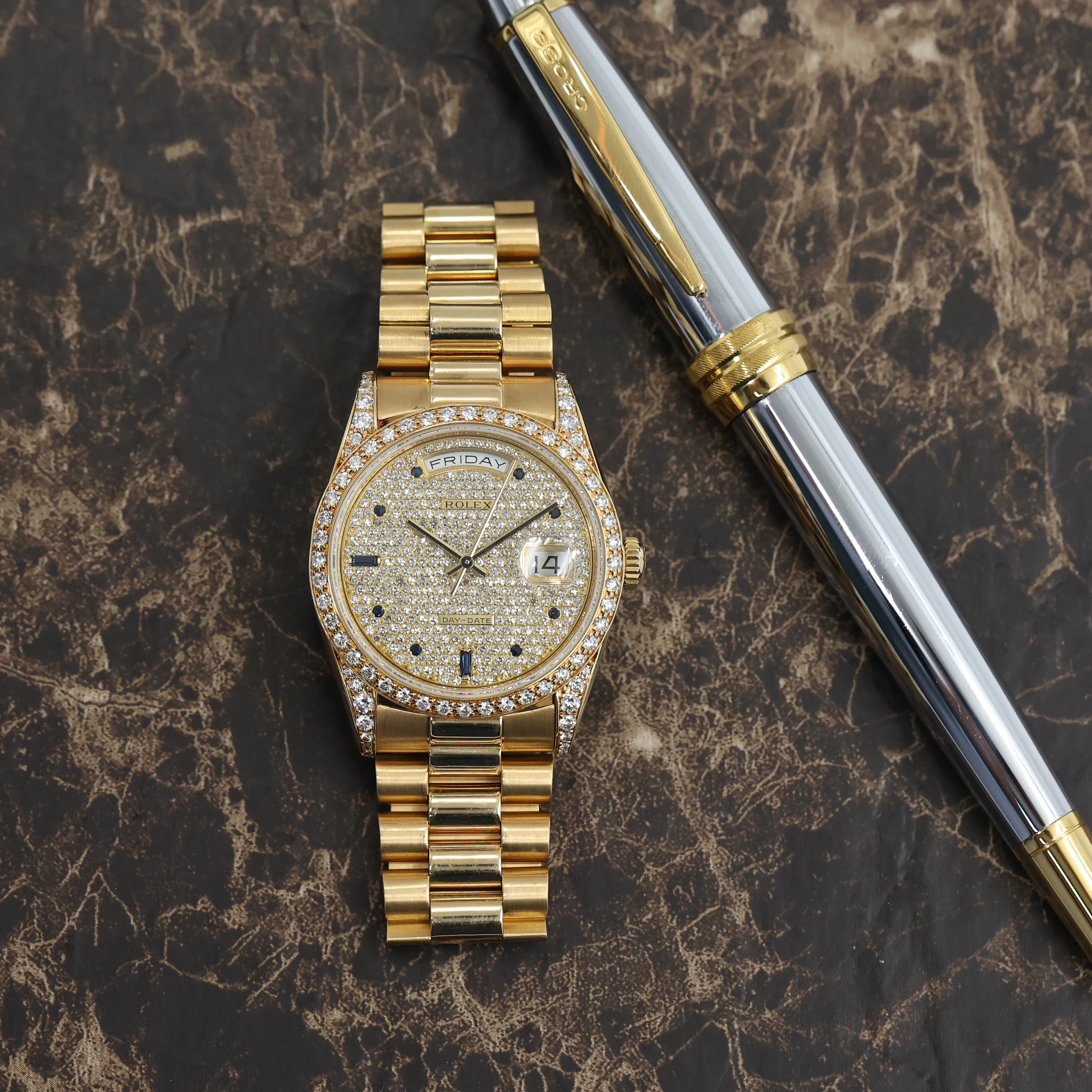 Rolex Day-Date 36 18388 36mm Yellow gold Pavee 1