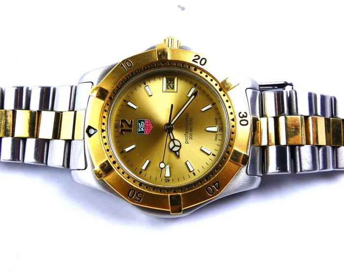 TAG Heuer Professional WK1121 38mm Stainless steel and gold-plated Gold