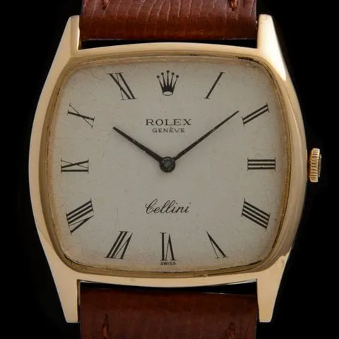 Rolex Cellini 3805 31mm Yellow gold White