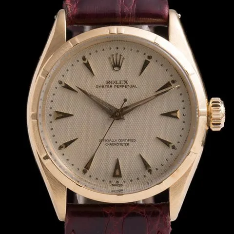 Rolex Oyster Perpetual 34 6285 34mm Yellow gold Champagne