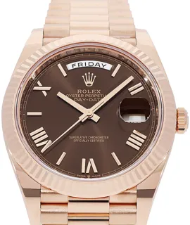 Rolex Day-Date 40 228235 Everose gold Braun