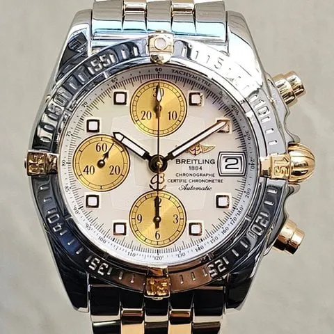 Breitling Cockpit B13357 39mm Yellow gold and Stainless steel Mother-of-pearl