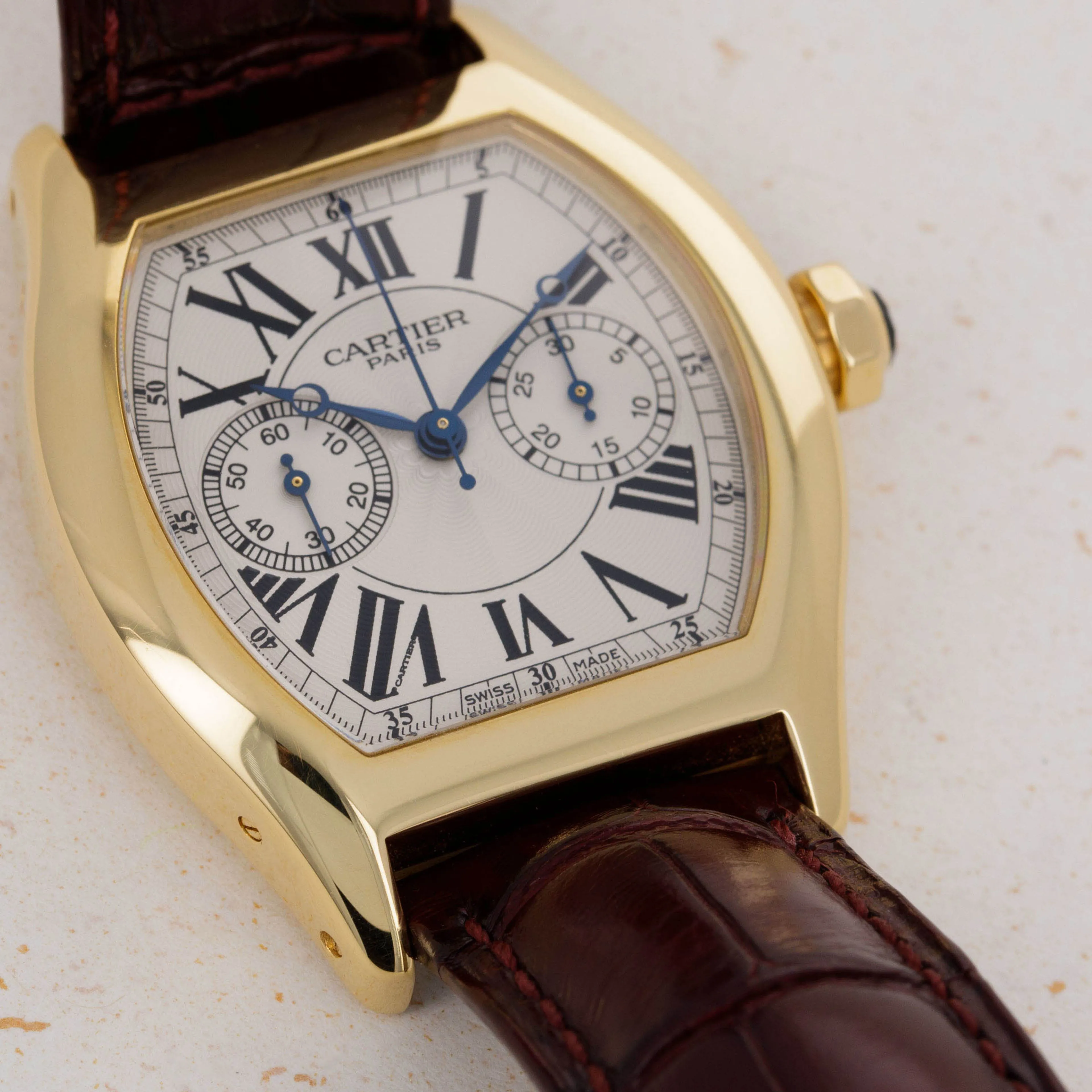 Cartier Tortue 2356 34mm Yellow gold Silver 1