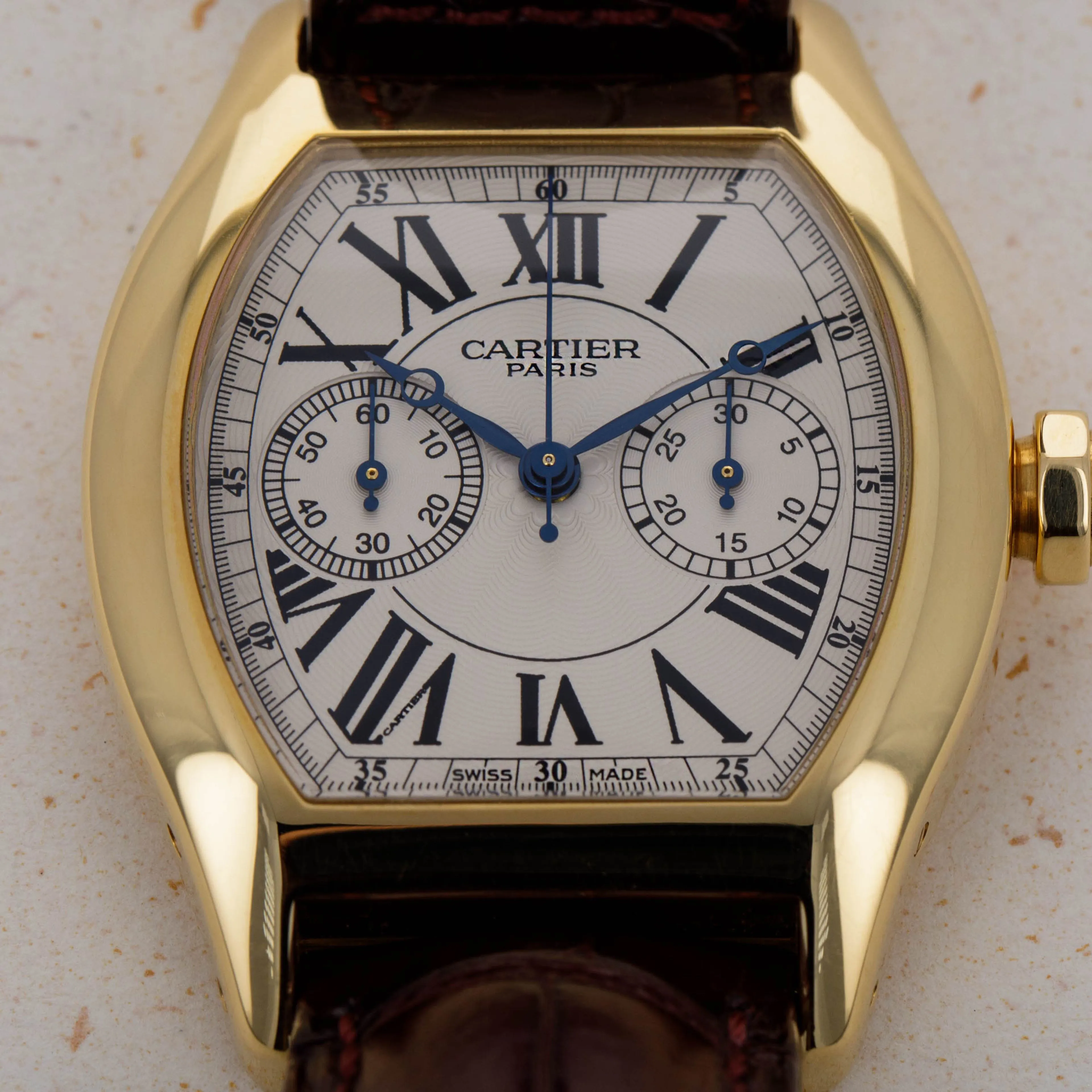 Cartier Tortue 2356 34mm Yellow gold Silver 10