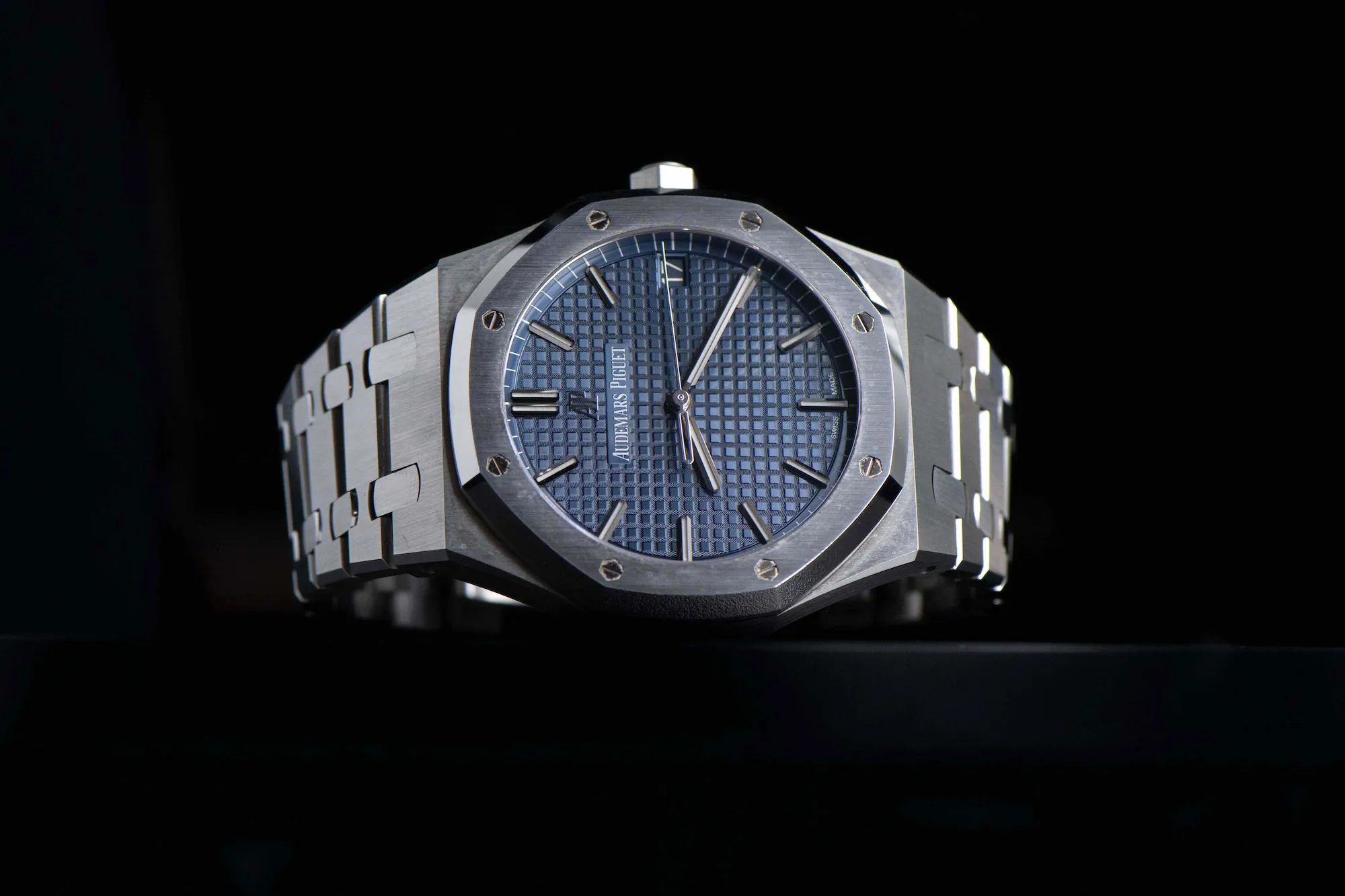 Audemars Piguet Royal Oak 15500ST.OO.1220ST.01 41mm Stainless steel Blue 1