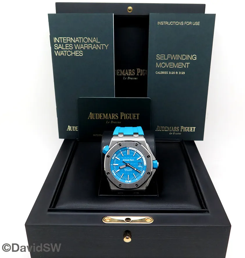 Audemars Piguet Royal Oak Offshore Diver 15710ST.OO.A032CA.01 42mm Stainless steel Turquoise 1