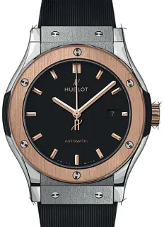 Hublot Classic Fusion 45, 42, 38, 33  542.NO.1181.RX Titan Squelette