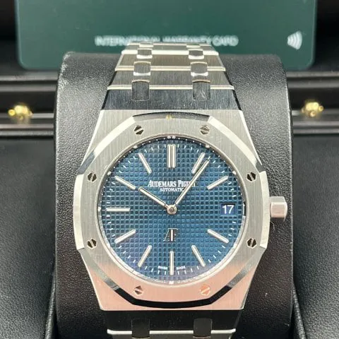 Audemars Piguet Royal Oak 16202ST.OO.1240ST.02 39mm Steel Blue