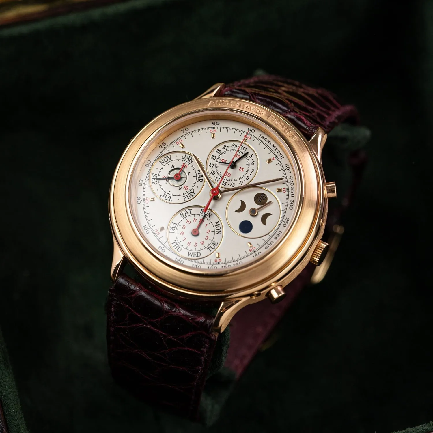 Audemars Piguet Perpetual Calendar 25695OR 40mm 18k rose gold