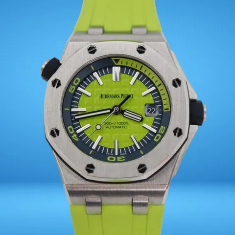 Audemars Piguet Royal Oak Offshore Diver 15710ST.OO.A038CA.01 42mm Stainless steel Green