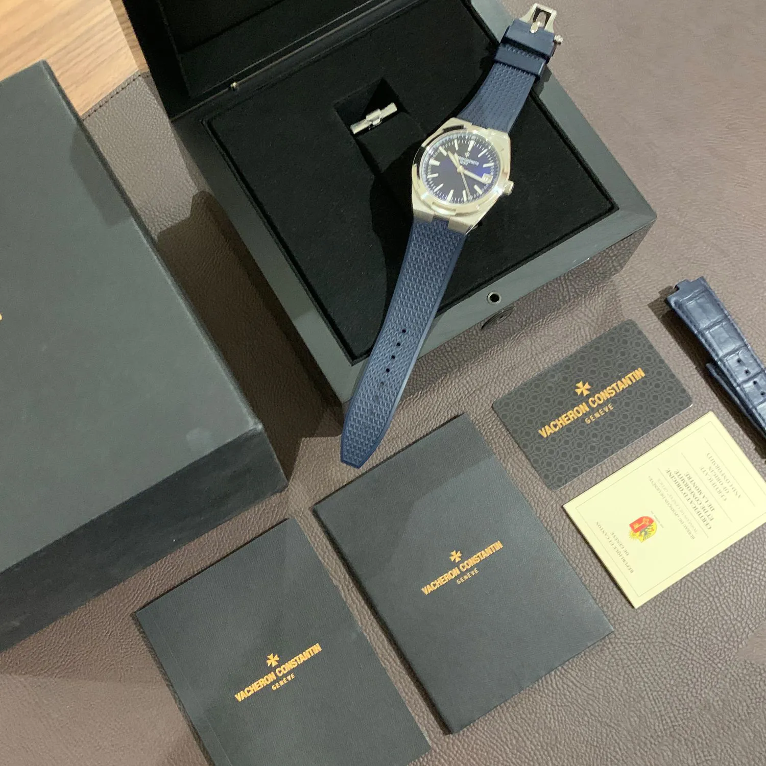 Vacheron Constantin Overseas 4500V/110A-B128 41mm Stainless steel Blue 13