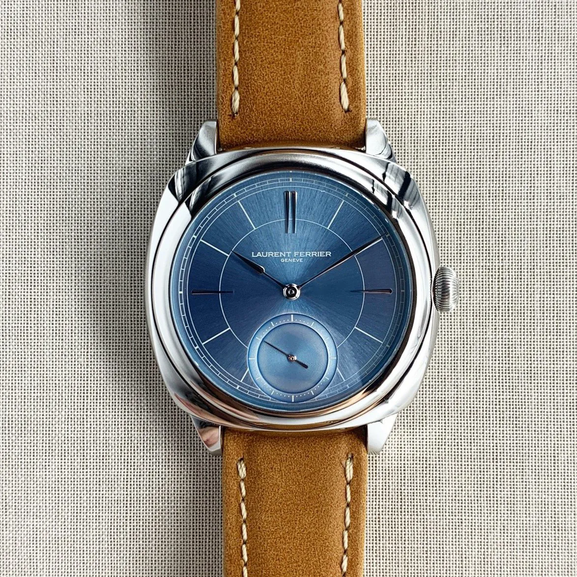 Laurent Ferrier Square LCF013.AC.CG7 41mm Steel Ice blue