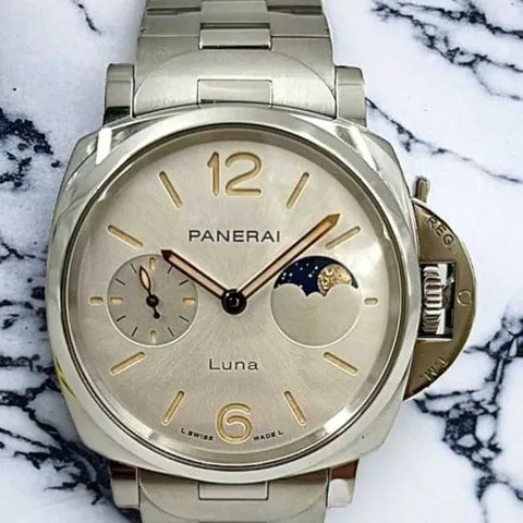 Panerai Luminor Due PAM 01301 40mm Stainless steel White