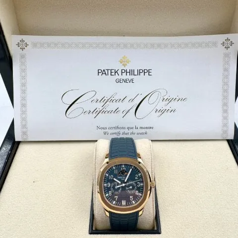 Patek Philippe Aquanaut 5261R-001 40mm Rose gold Blue