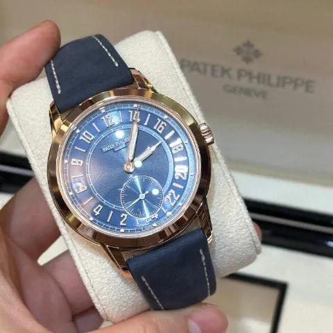 Patek Philippe Travel Time 5224R-001 42mm Rose gold Blue