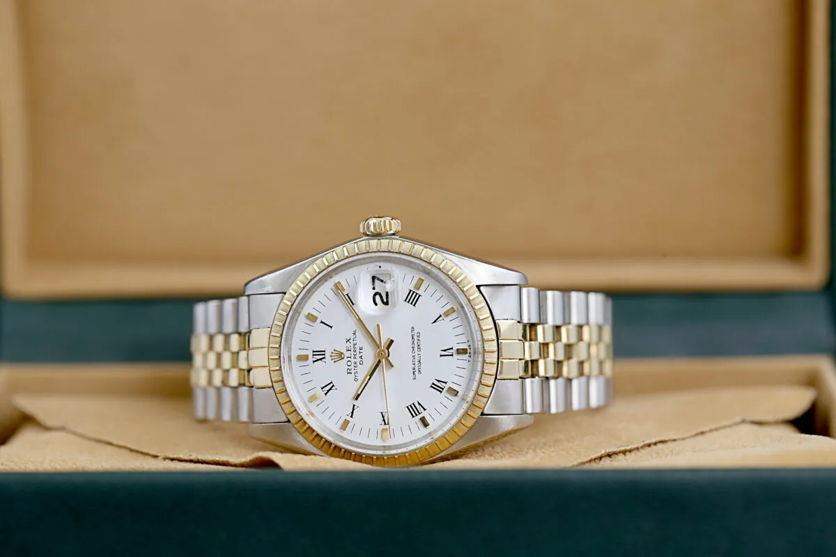 Rolex Oyster Perpetual Date 1505 34mm Yellow gold Weißes 10