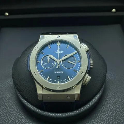 Hublot Classic Fusion 541.NX.7170.LR 42mm Titanium Blue