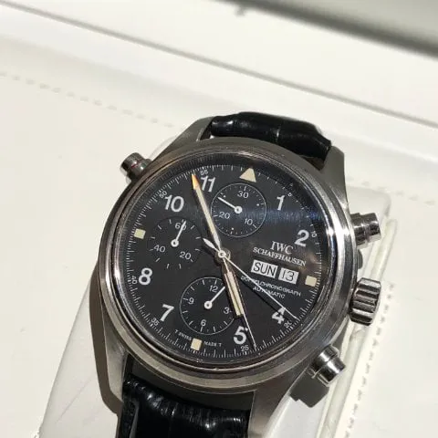 IWC Pilot IW3713 42mm Stainless steel Black