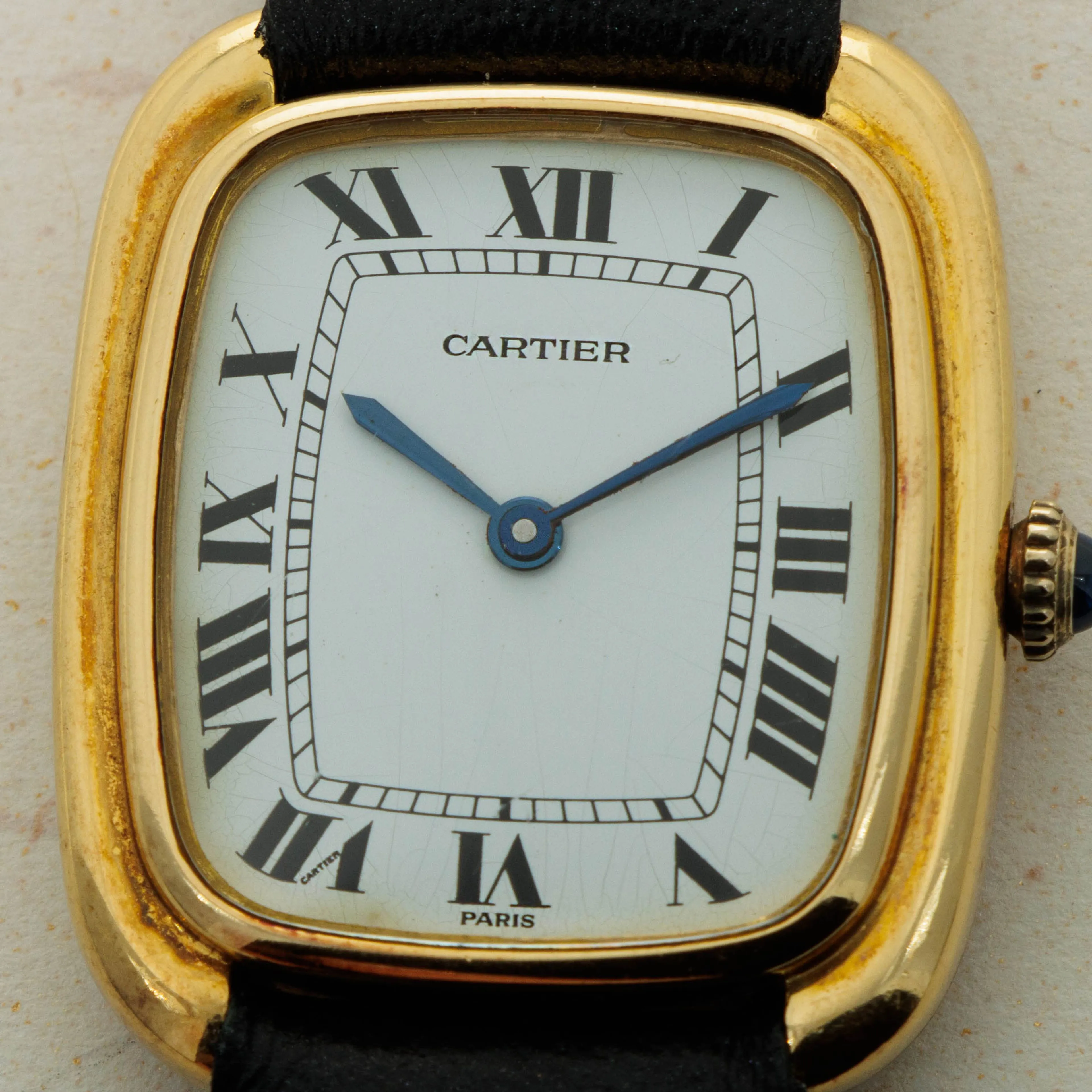 Cartier Gondole 17010 31mm Yellow gold White 10