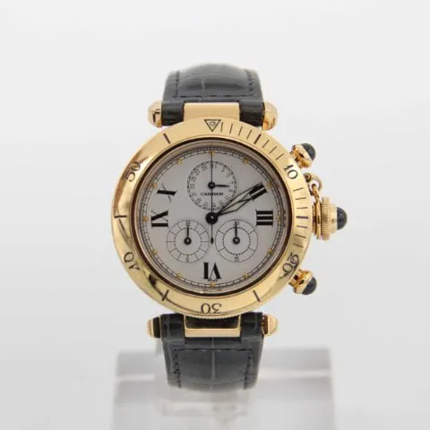 Cartier Pasha 1353-1 36mm Yellow gold White