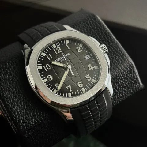 Patek Philippe Aquanaut 5167A-001 40mm Stainless steel Black