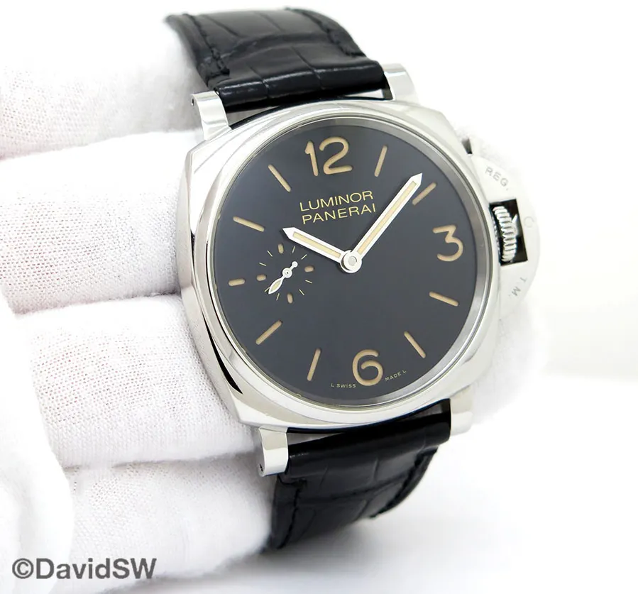 Panerai Luminor Due PAM 00676 42mm Stainless steel Black